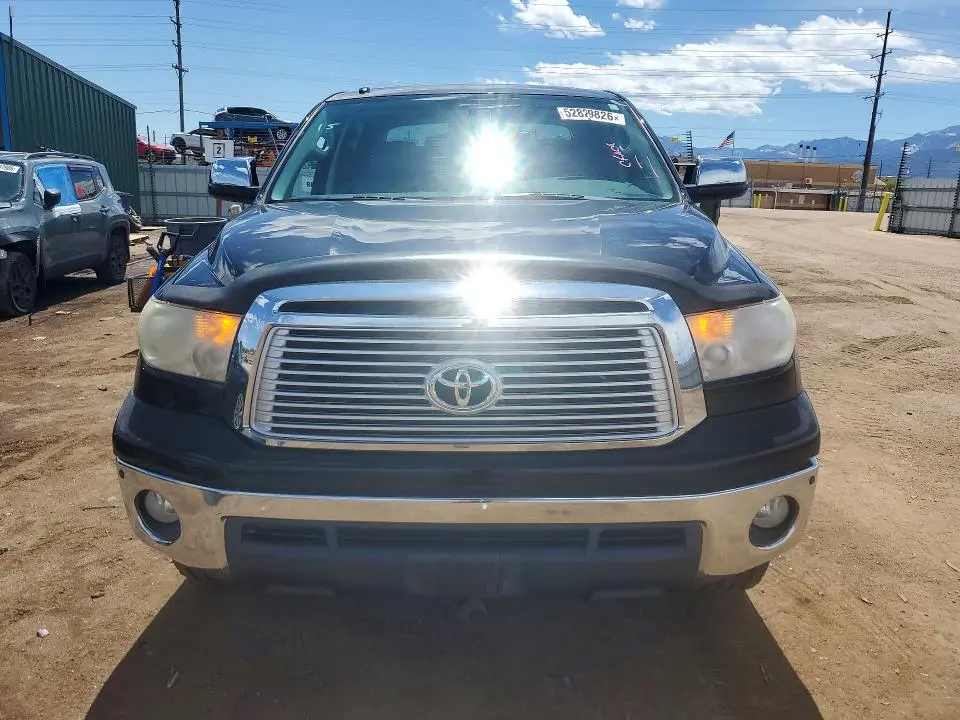 2013 TOYOTA TUNDRA PLATINUM  