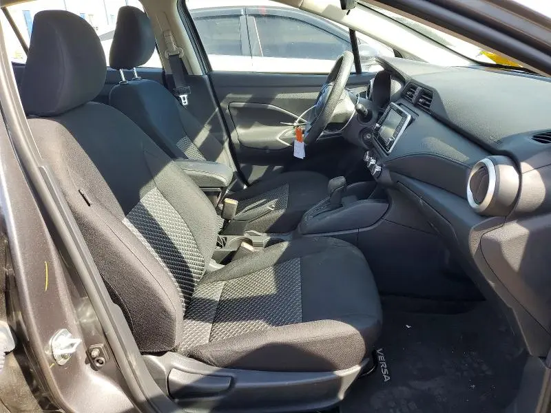 2024 NISSAN VERSA S  