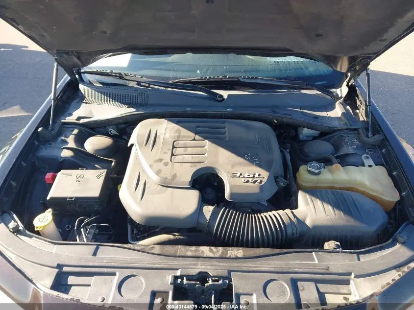 2012 CHRYSLER 300 LIMITED