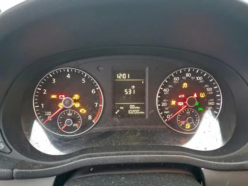 2015 VOLKSWAGEN PASSAT S  