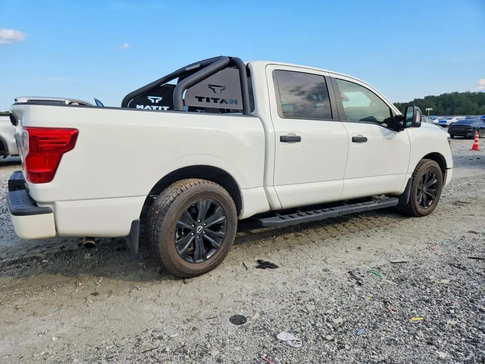 2023 NISSAN TITAN SV  