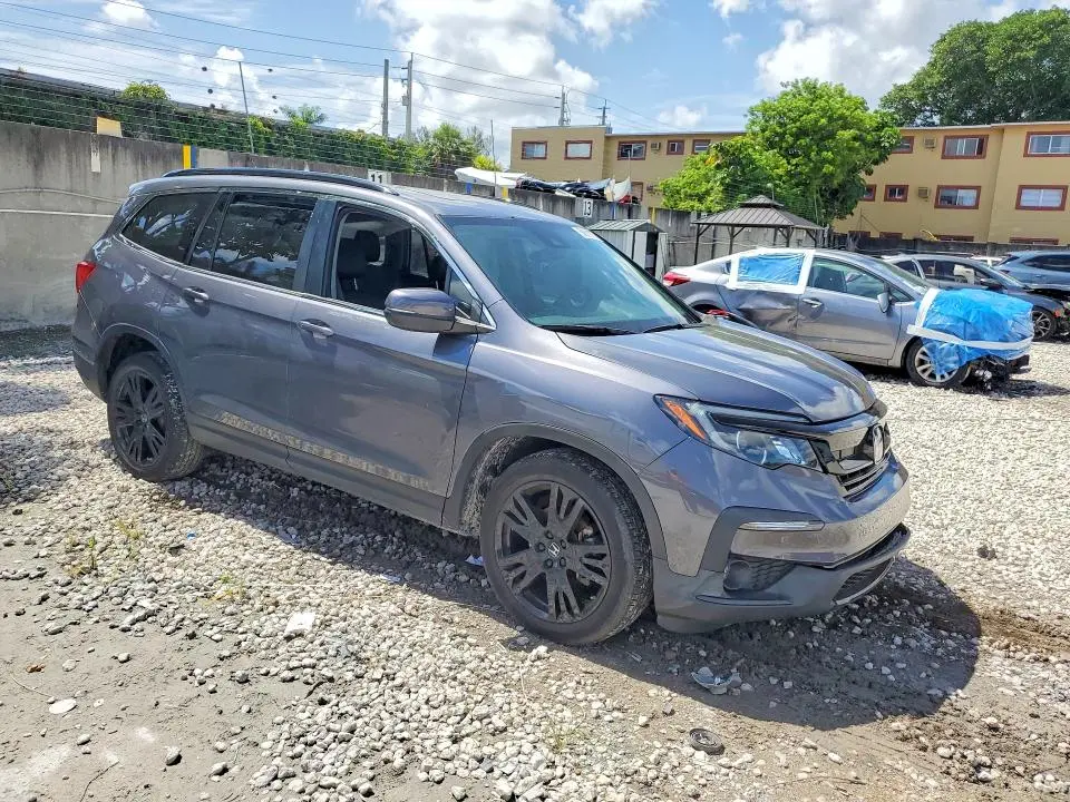 2022 HONDA PILOT SE  