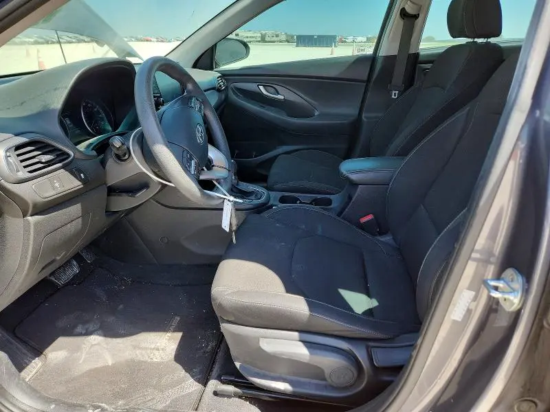 2018 HYUNDAI ELANTRA GT BASE  