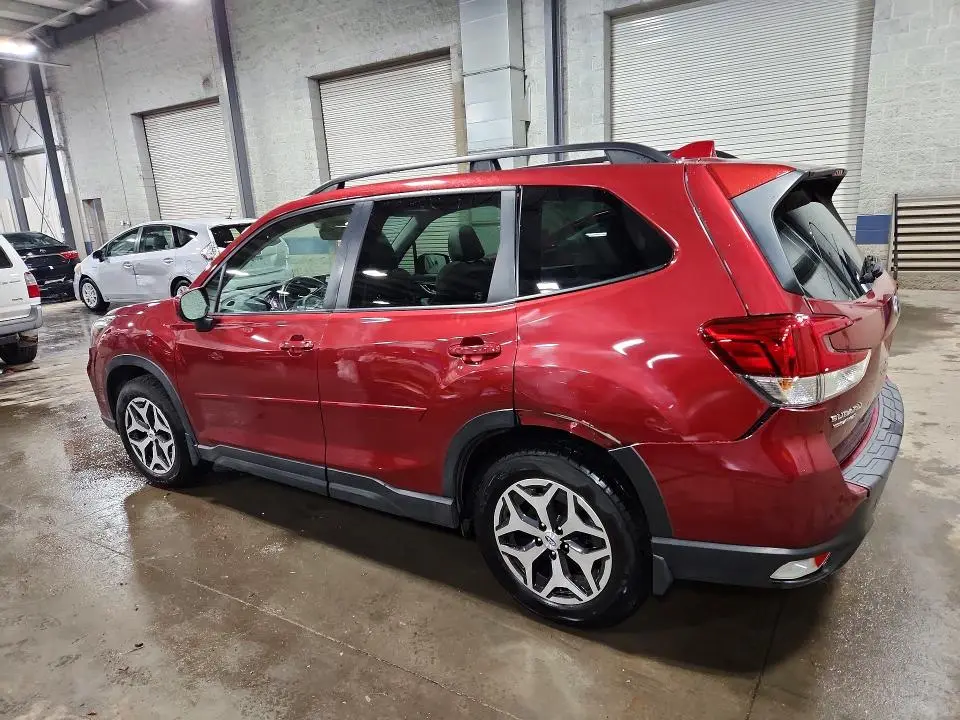 2021 SUBARU FORESTER PREMIUM  