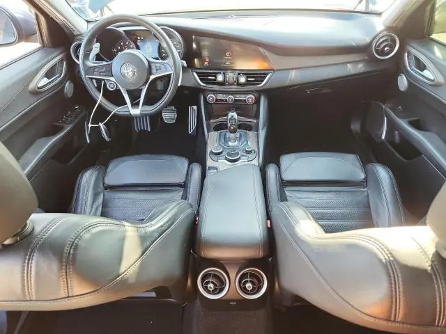 2017 ALFA ROMEO GIULIA TI