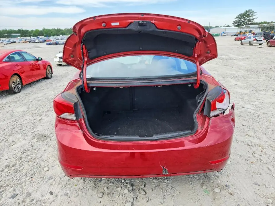 2016 HYUNDAI ELANTRA SE  