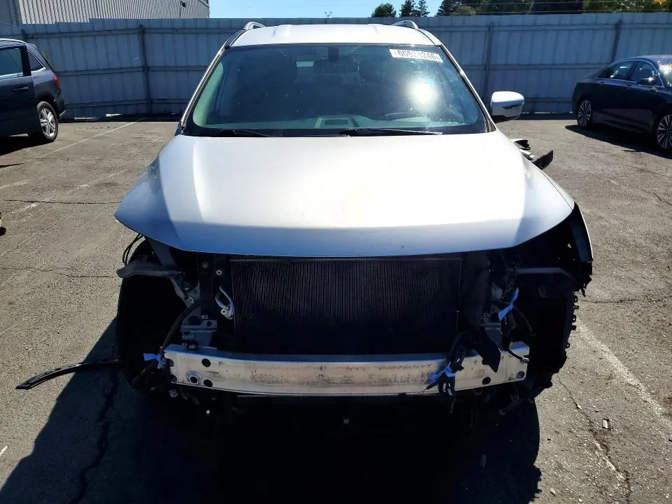 2017 NISSAN PATHFINDER SV  
