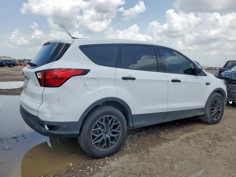 2019 FORD ESCAPE S  