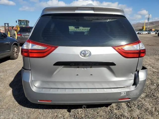 2015 TOYOTA SIENNA   