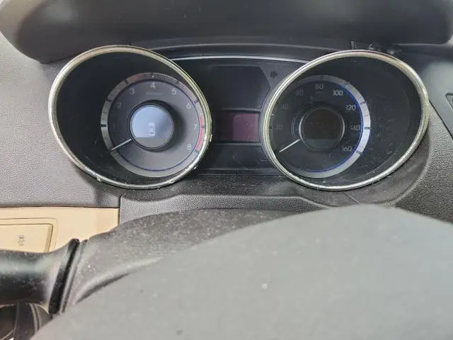 2012 HYUNDAI SONATA GLS  