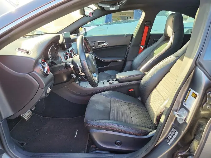 2015 MERCEDES-BENZ CLA 250  