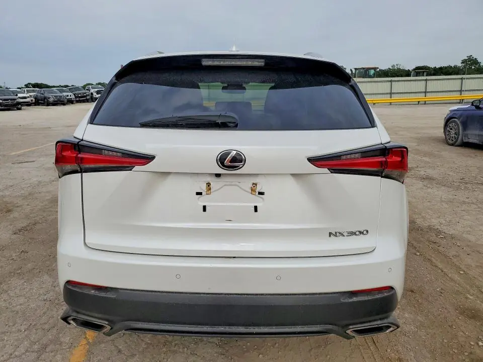 2020 LEXUS NX 300  