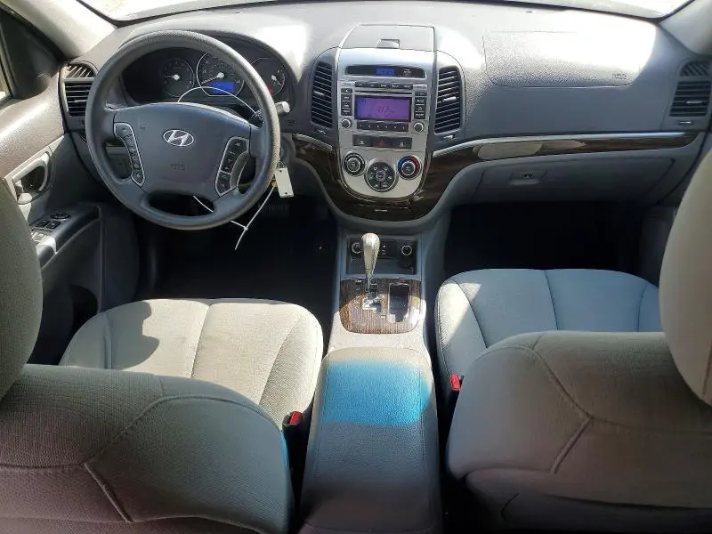 2012 HYUNDAI SANTA FE GLS  