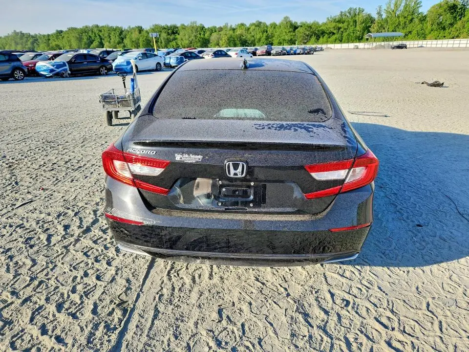 2018 HONDA ACCORD   