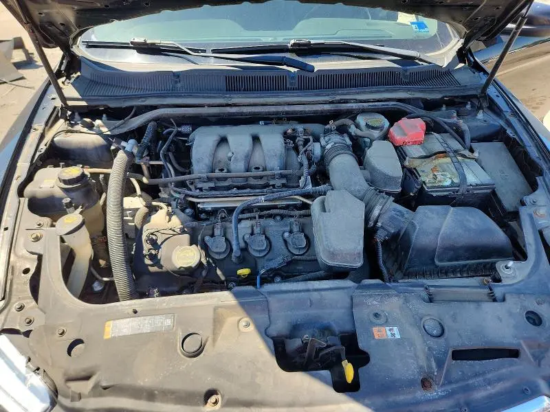 2015 FORD TAURUS SEL  