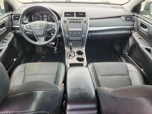 2017 TOYOTA CAMRY SE  