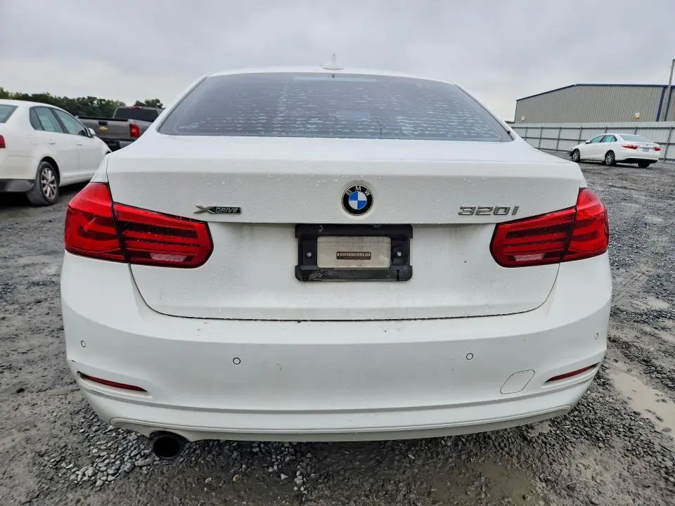 2016 BMW 320 XI  