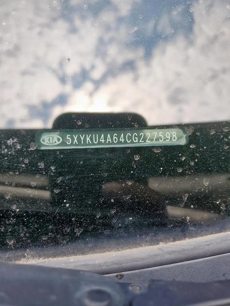 2012 KIA SORENTO EX  