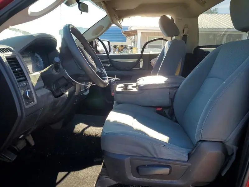 2013 RAM 1500 ST  
