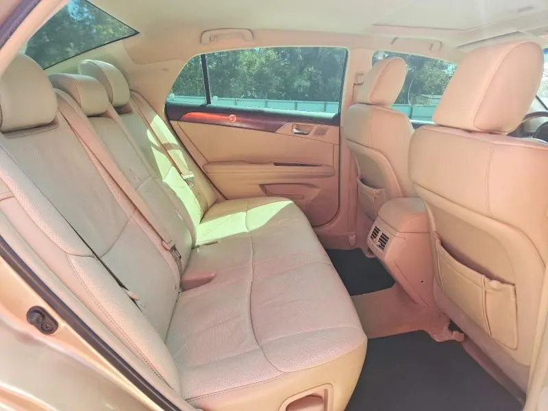 2011 TOYOTA AVALON LIMITED  