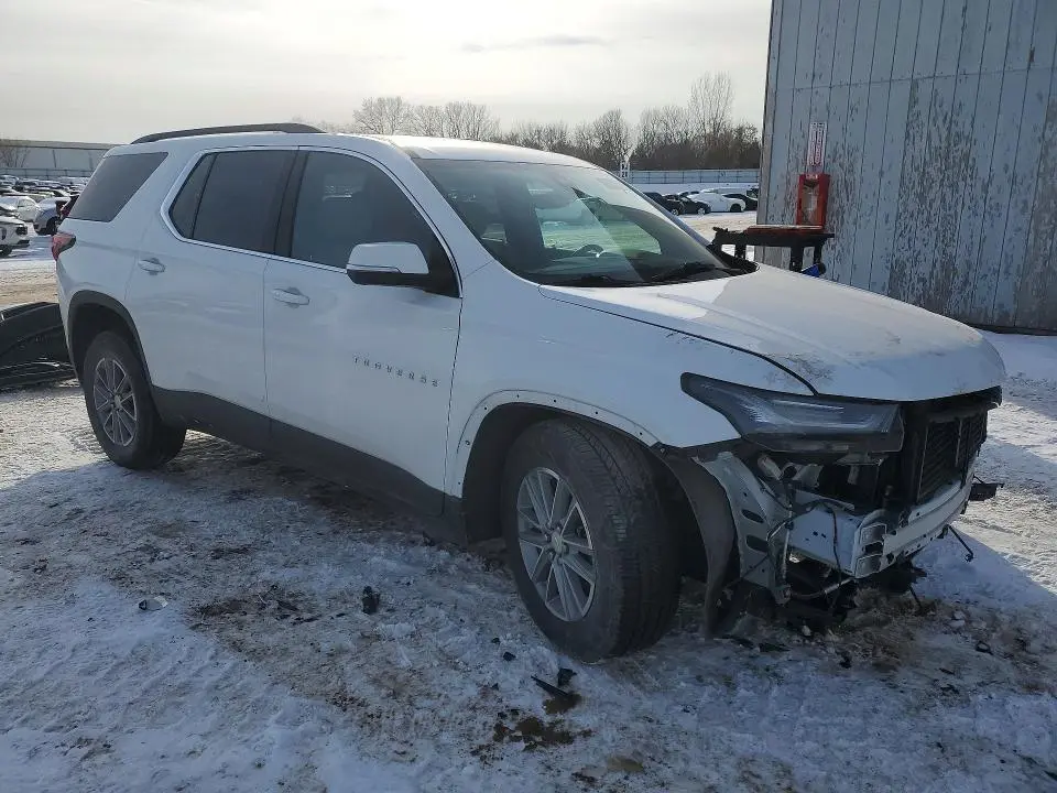 2022 CHEVROLET TRAVERSE LT  