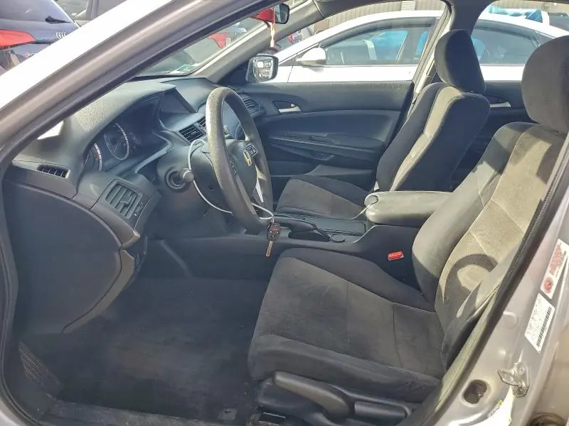 2010 HONDA ACCORD LX  