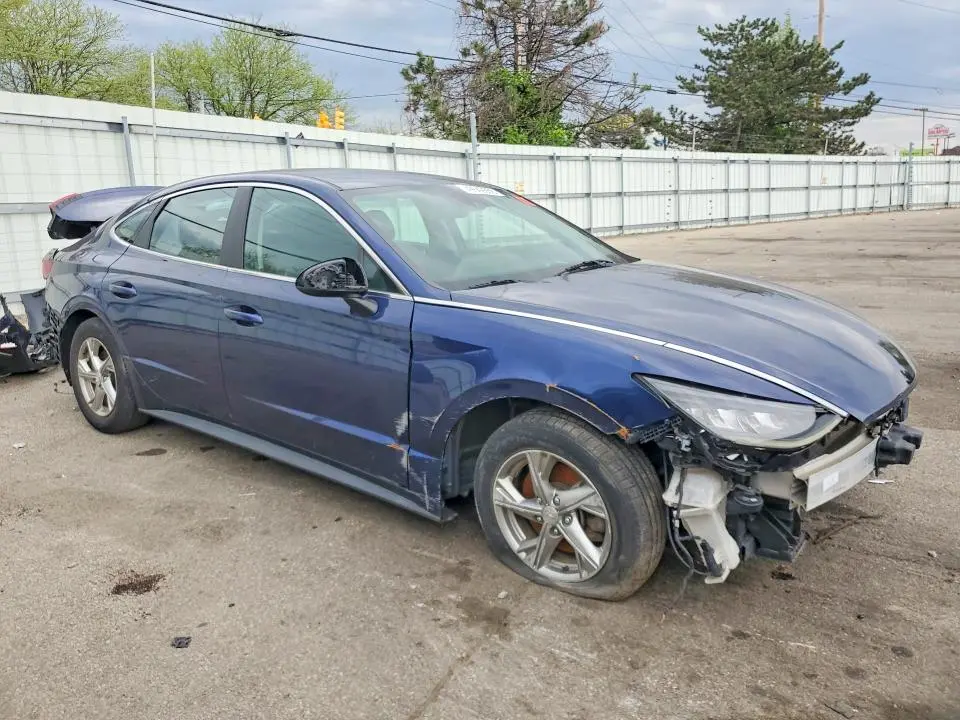 2021 HYUNDAI SONATA SE  