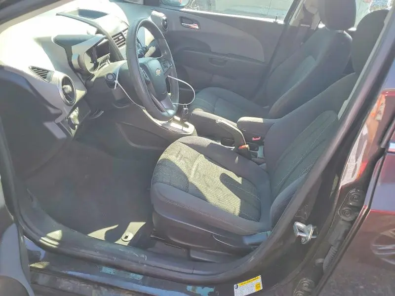 2015 CHEVROLET SONIC LT  