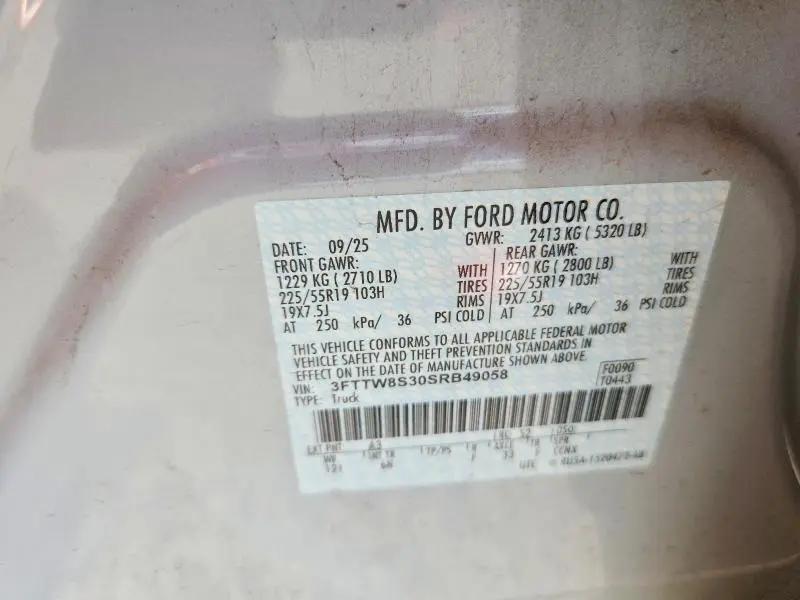 2025 FORD MAVERICK LARIAT  