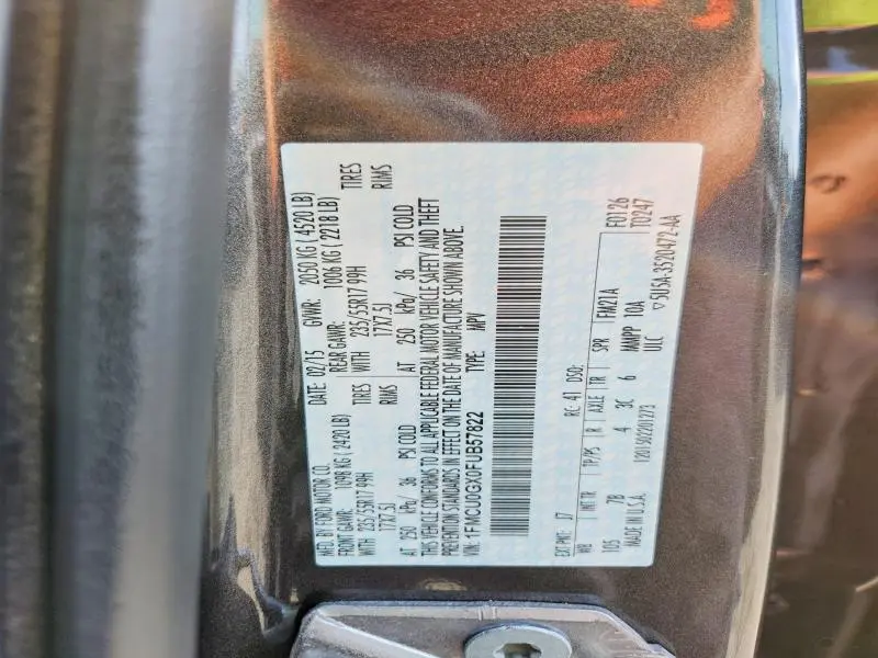 2015 FORD ESCAPE SE  