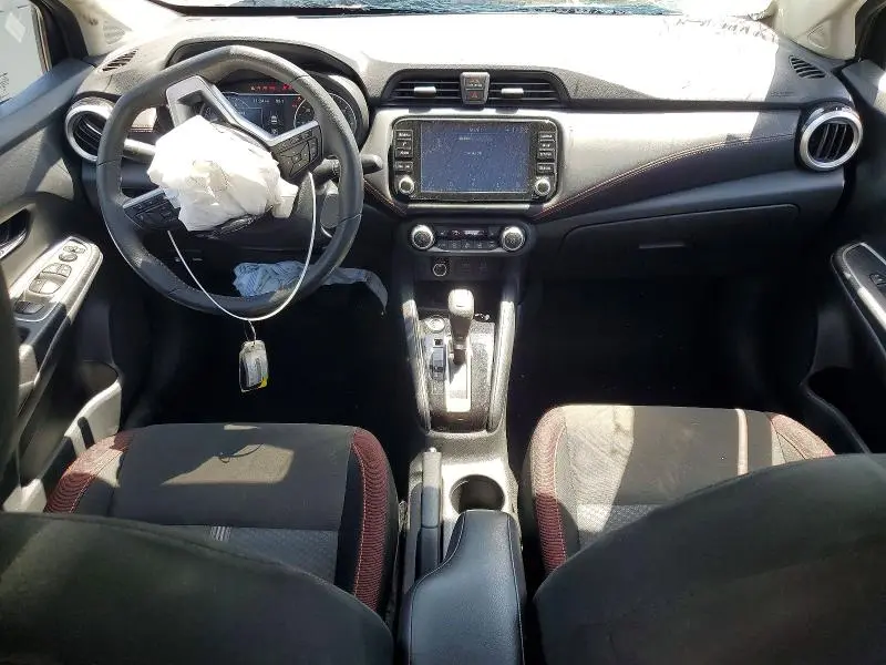 2024 NISSAN VERSA SR  