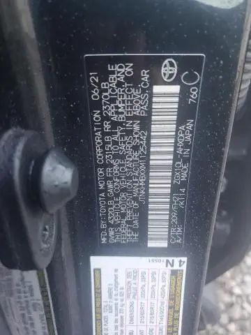 2021 TOYOTA C-HR XLE