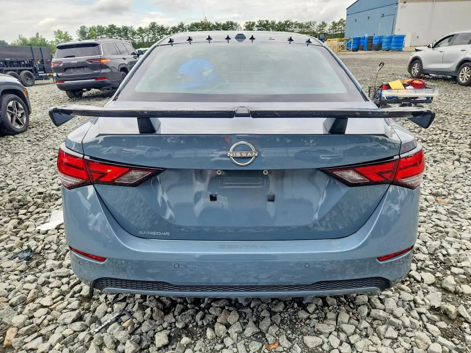 2024 NISSAN SENTRA SV  