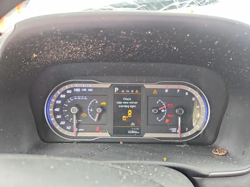 2022 HYUNDAI TUCSON SE  