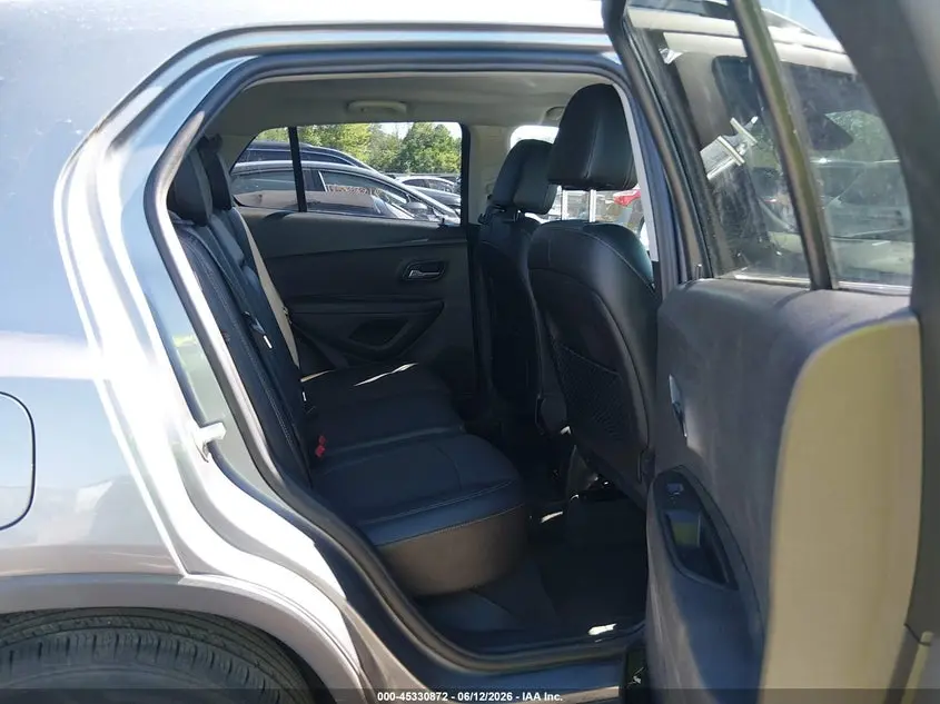 2020 CHEVROLET TRAX FWD LT