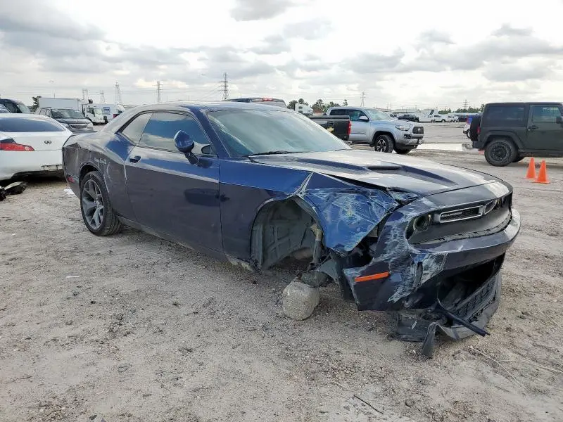 2017 DODGE CHALLENGER SXT  