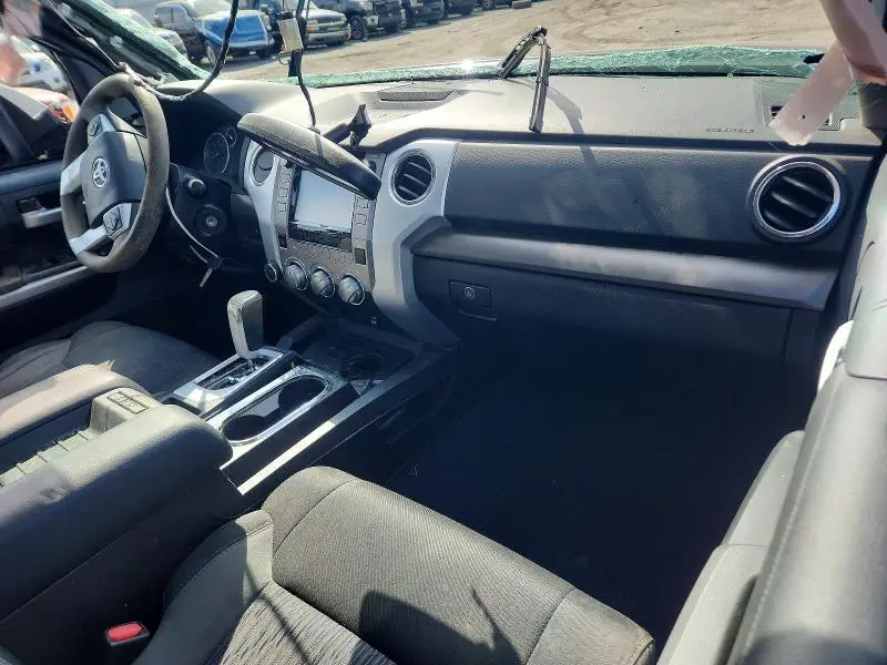 2015 TOYOTA TUNDRA SR5  