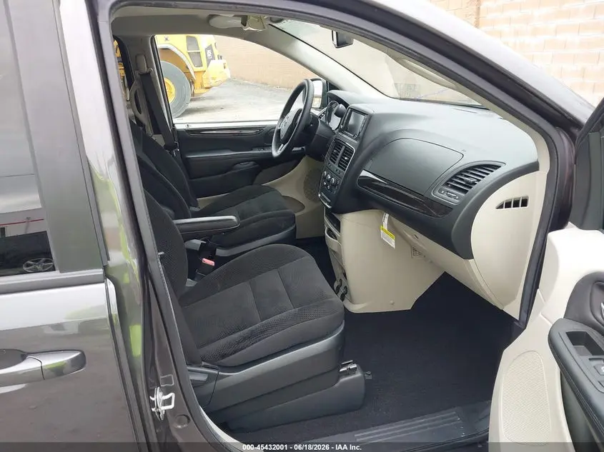 2018 DODGE GRAND CARAVAN SE