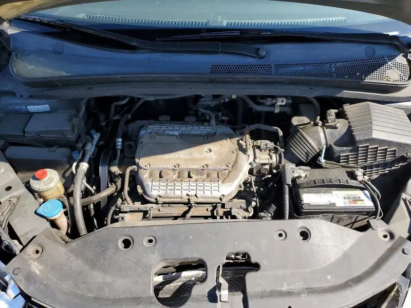 2010 HONDA ODYSSEY LX  