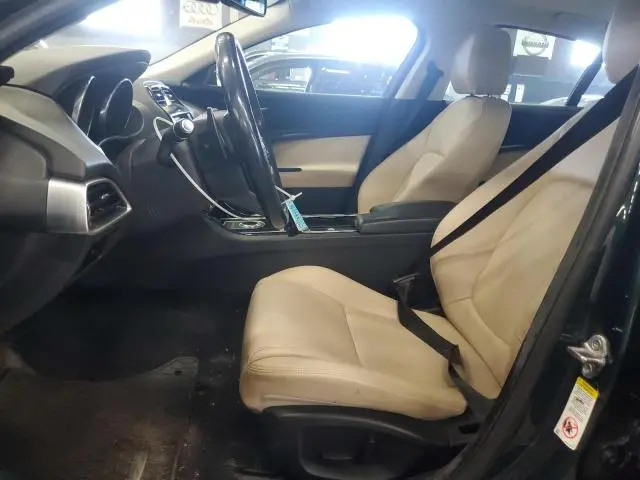 2017 JAGUAR XE PREMIUM  