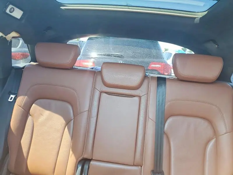 2010 AUDI Q5 PREMIUM PLUS  