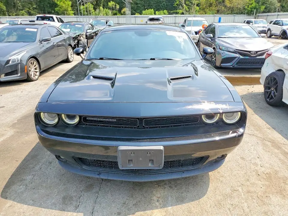 2018 DODGE CHALLENGER SXT  