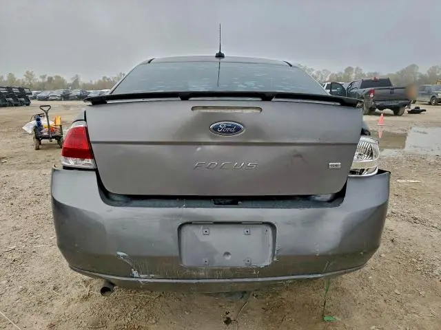 2011 FORD FOCUS SE  