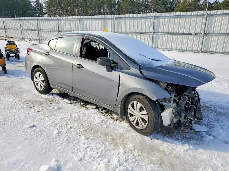 2020 NISSAN VERSA S  