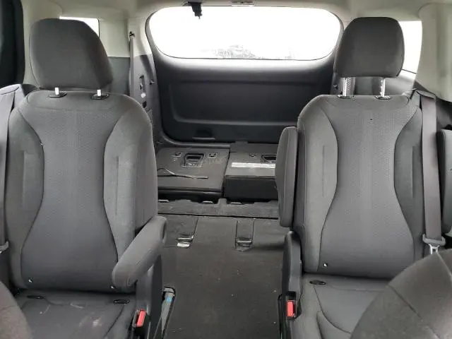 2022 KIA CARNIVAL LX  