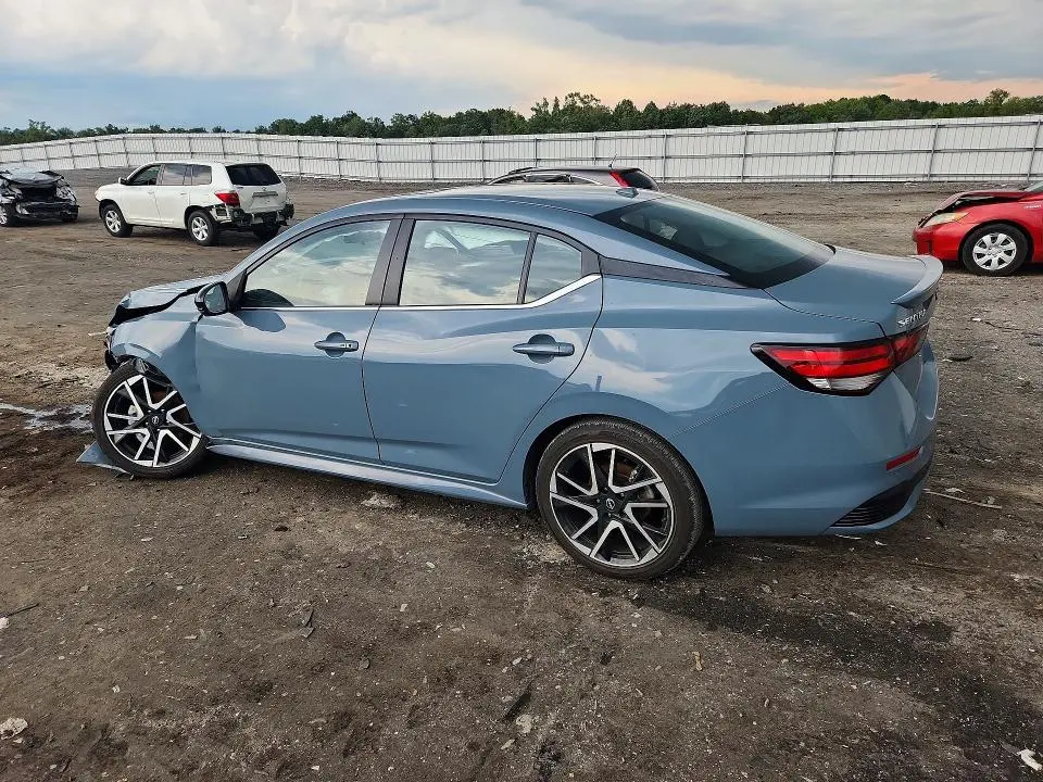 2025 NISSAN SENTRA SR  