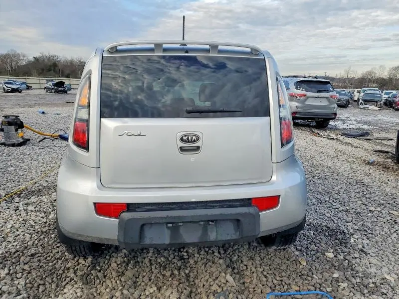 2010 KIA SOUL +  