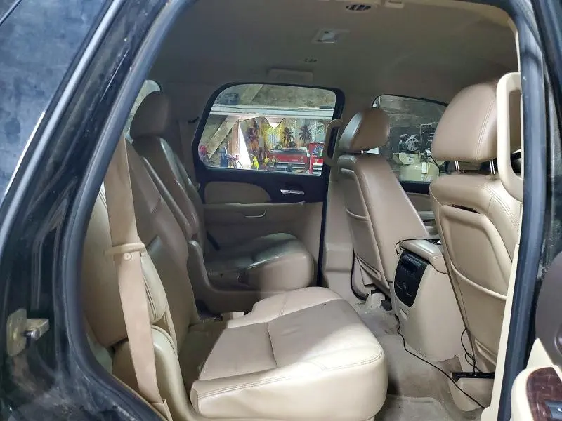 2011 GMC YUKON DENALI  