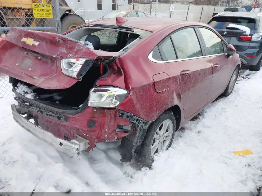 2018 CHEVROLET CRUZE LT AUTO