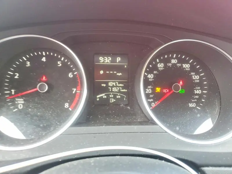 2015 VOLKSWAGEN JETTA SE  